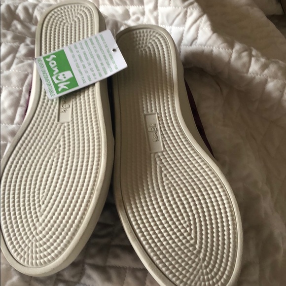 Flat shoes - Picture 3 of 4